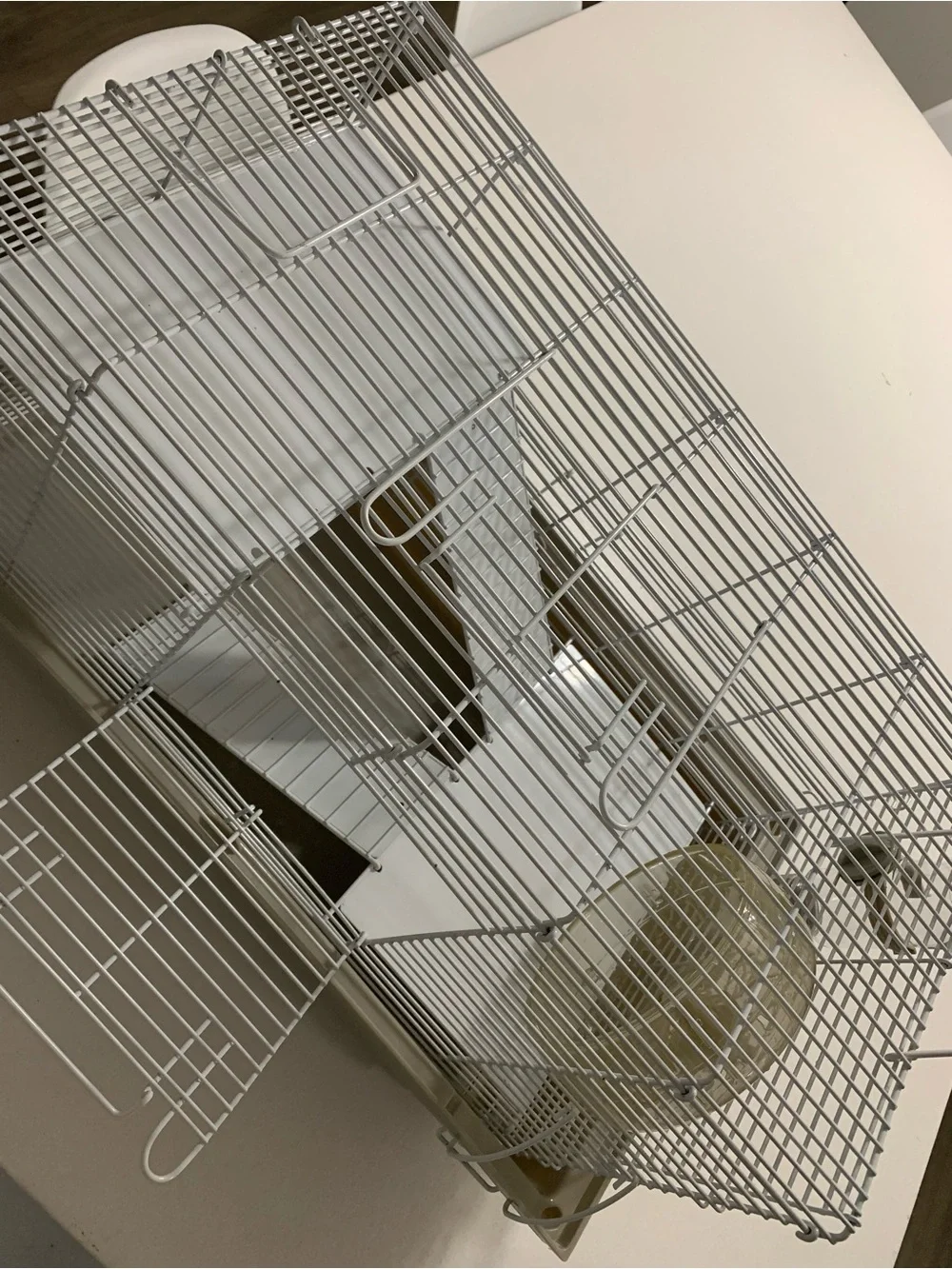 Small Pets Multi-Level Cage with Ramp in White and Beige